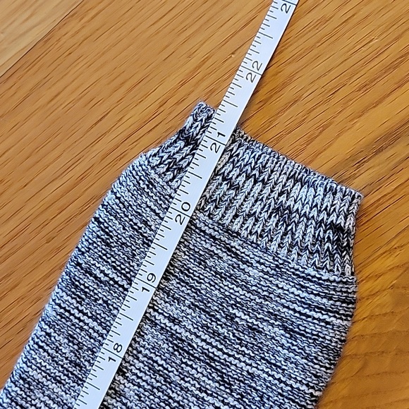 Size small women's cardigan - Picture 6 of 7